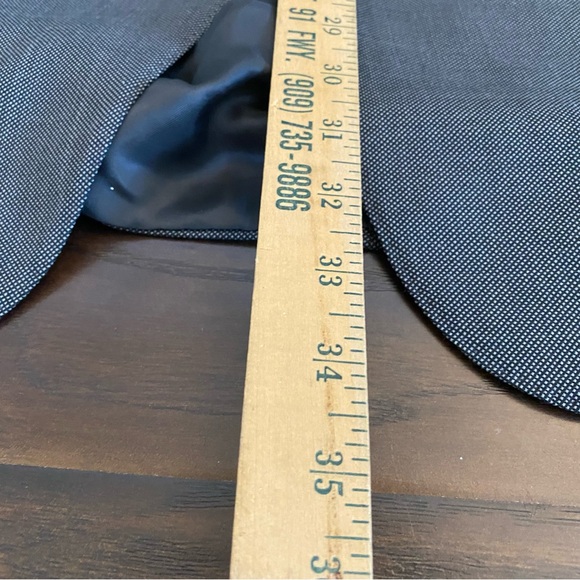 Canali Recent Tag 2 button men's sports coat Jacket 44R Made in Italy 2 Vents - Picture 7 of 7